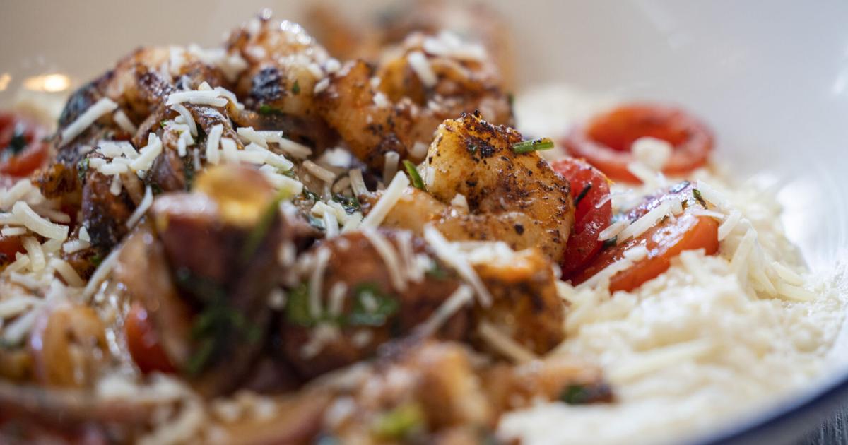 40 Charleston restaurants boasting local seafood are committing 'shrimp ...