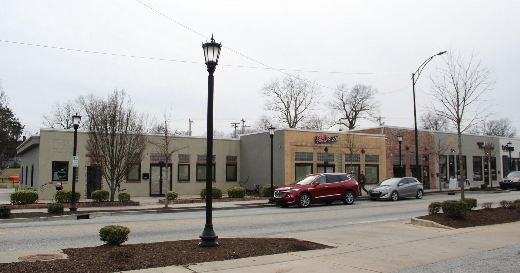 Reds at 28th removes branding from West Greenville location | Greenville Business - Vimarsana News
