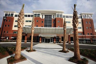East Cooper Medical Center Owner Tenet Expanding Business In 1 8b Deal Business Postandcourier Com