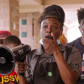 Columbia Publix workers strike over wages, inequity claims - Vimarsana News