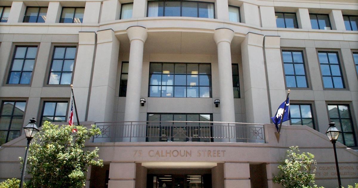 Charleston County School District to close schools through mid-April | COVID-19 | postandcourier.com charleston-county-school-district-to-close-schools-through-mid-april-covid-19-postandcourier-com