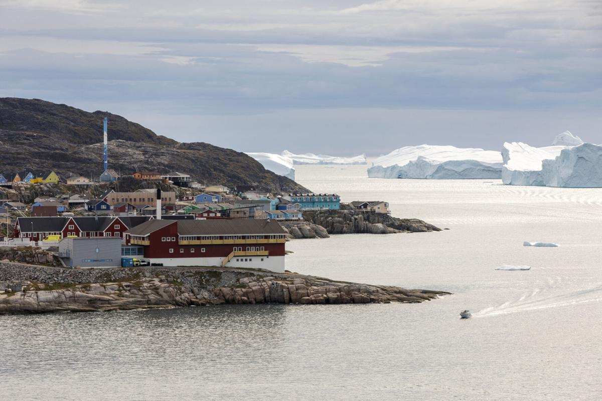 ilulissat town overall.JPG