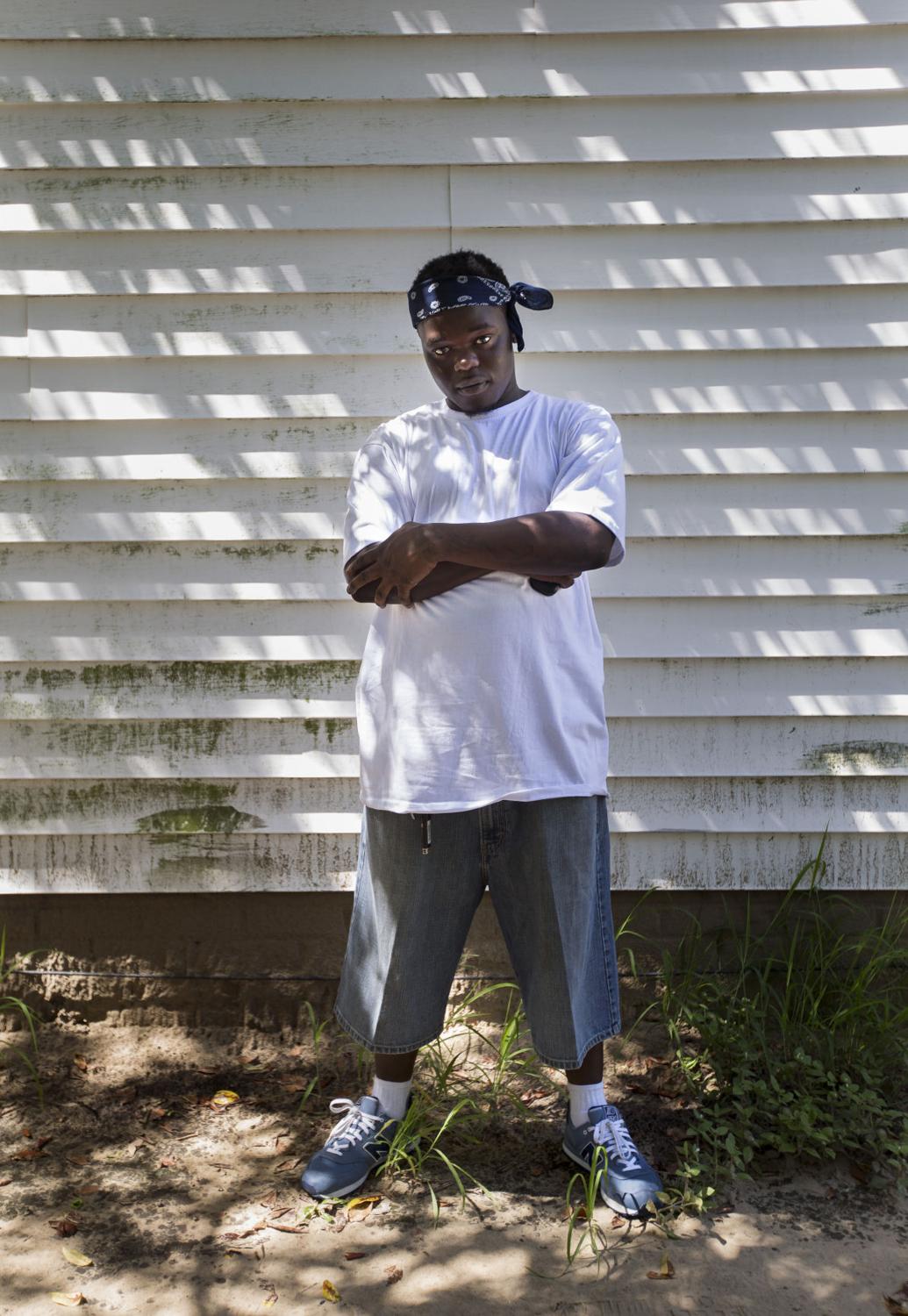 Aspiring rapper hopes music can lift him from the streets