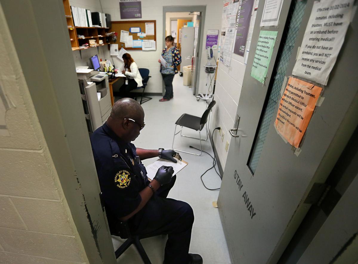 Photos More inmates than beds at Berkeley County Detention Center