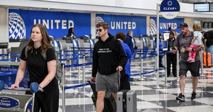 United walks back memo on Trump airport cancellations