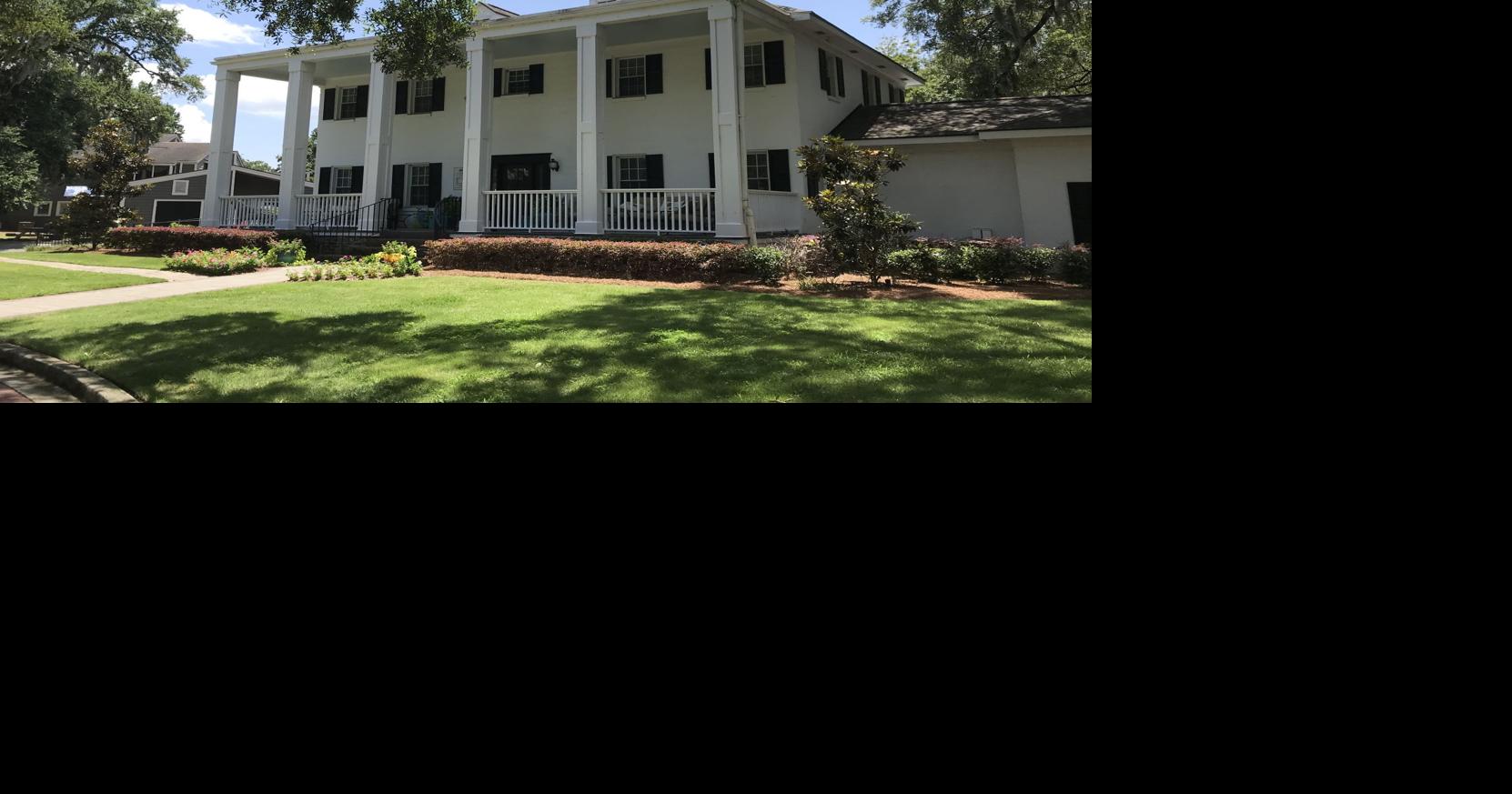 2 Charleston apartment complexes fetch 58M; North Charleston retail center sells for 19M
