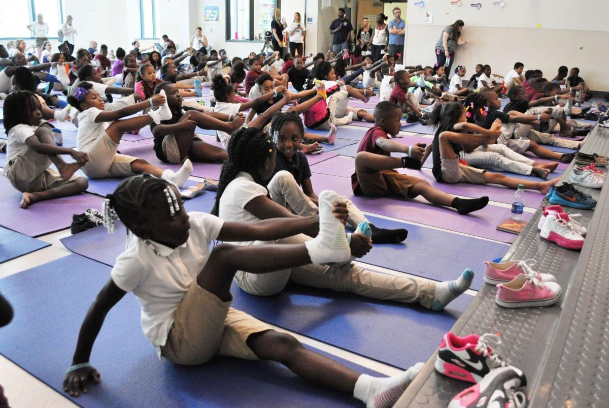 Yoga Kidz Nonprofit Teaches Yoga Mindfulness To South Carolina Title 1 School Children Features Postandcourier Com