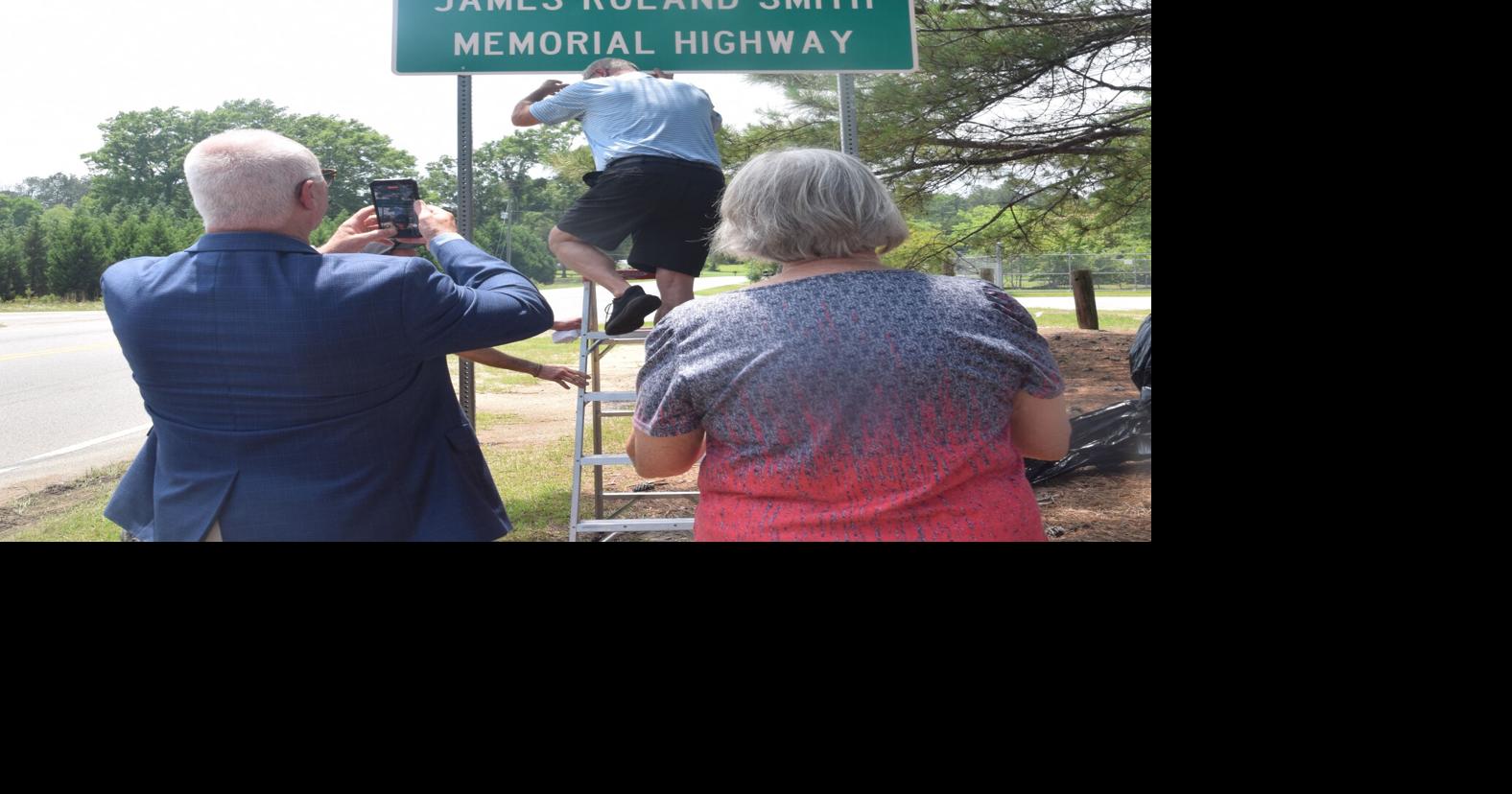 Late S.C. representative recognized for his service with Aiken County road named in his honor