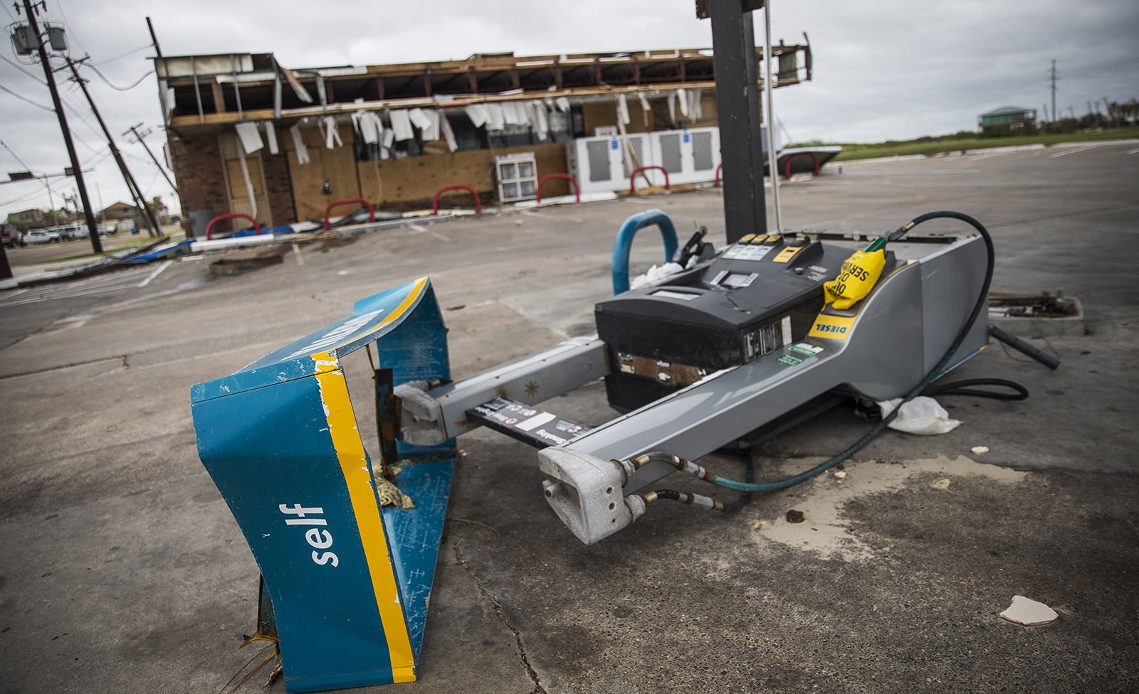 Gas prices rise; 16M expected to fly Gas prices rise; 16M expected to fly