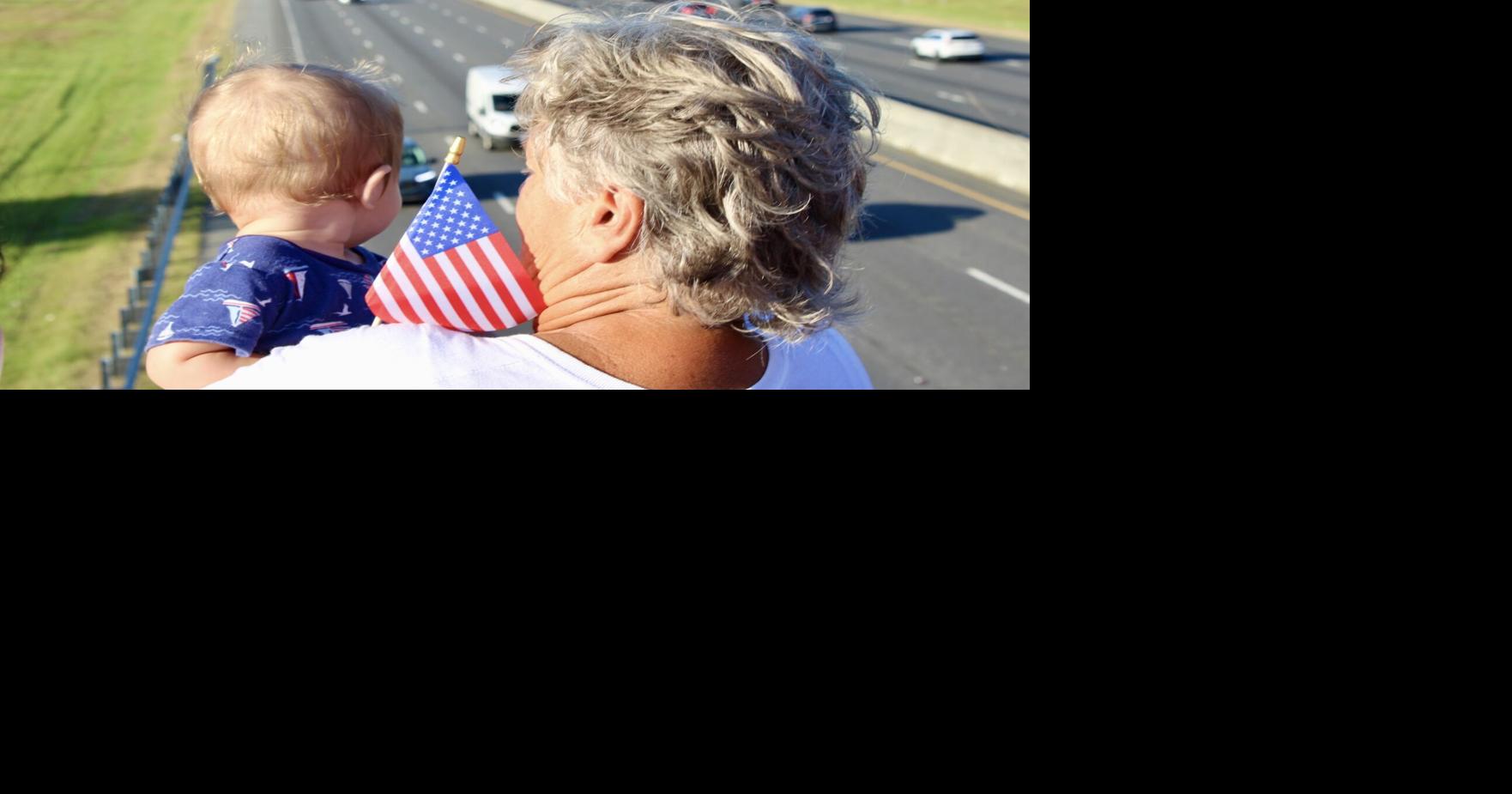 This SC man waved an American flag on I-77 overpass on 9/11. The tradition continues 25 years later.