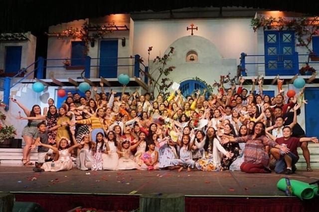 ‘Mamma Mia!’ dazzles crowd
