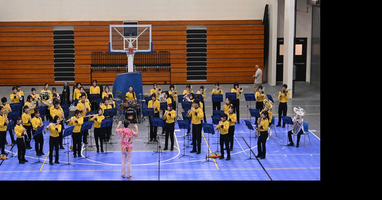 Dolphins host student brass band from Japan