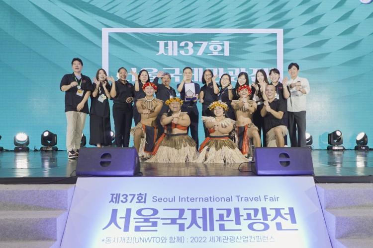 Guam team participates in Seoul travel fair, wins booth award