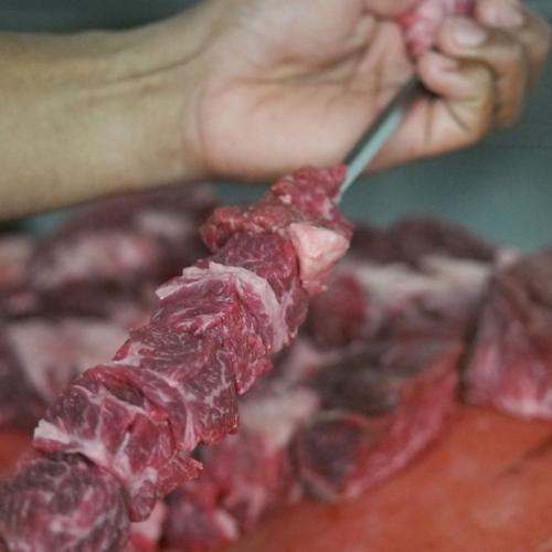 Carnivores can say ‘bone’ appetit at Churrasco