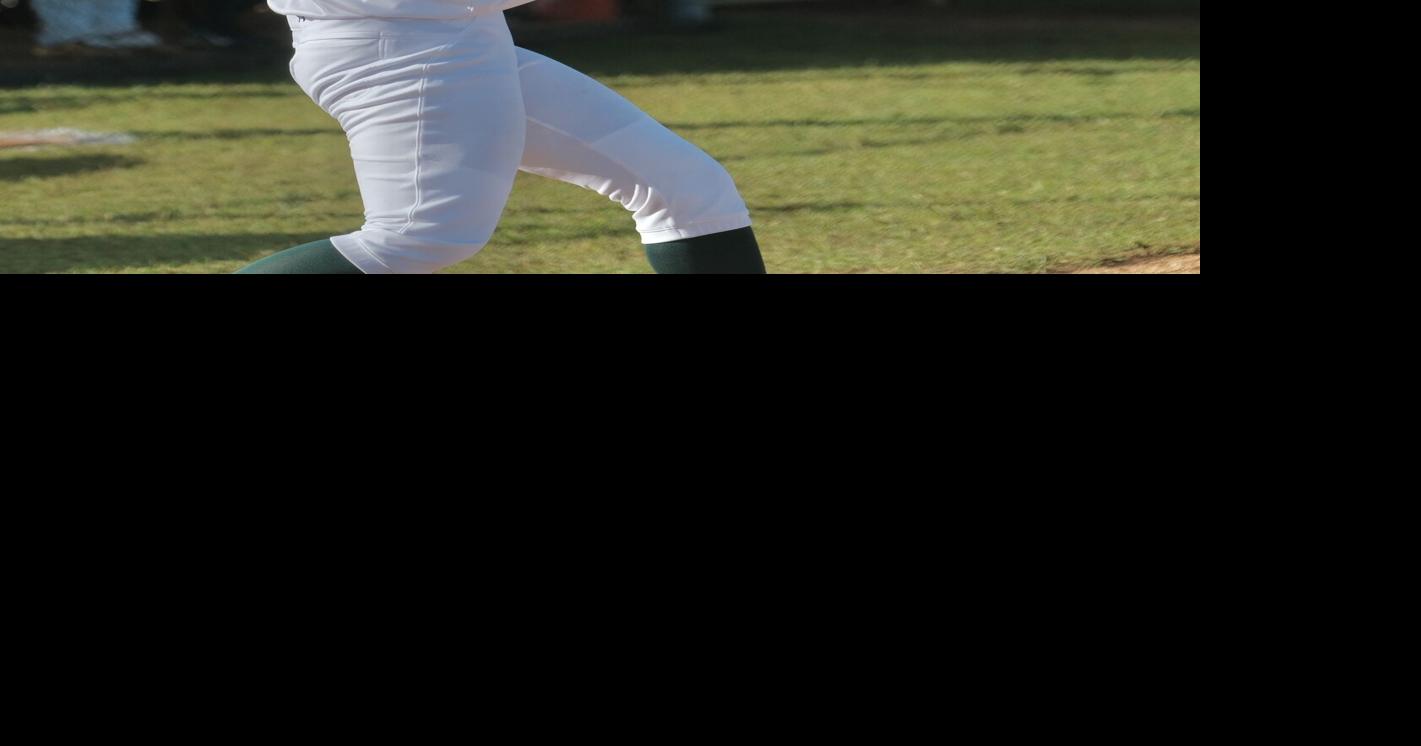 Islanders cruise behind ace Tangadik, 11-1 over Bulldogs