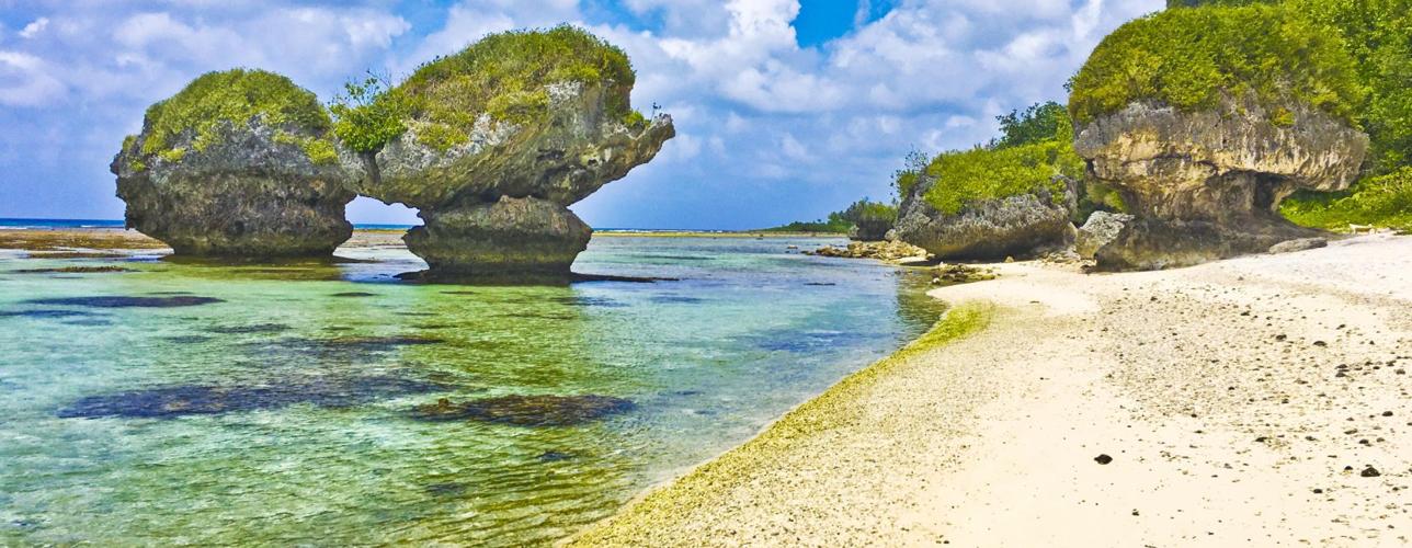 Cast away to remote Hila'an Beach, Lost Pond and Shark's Hole