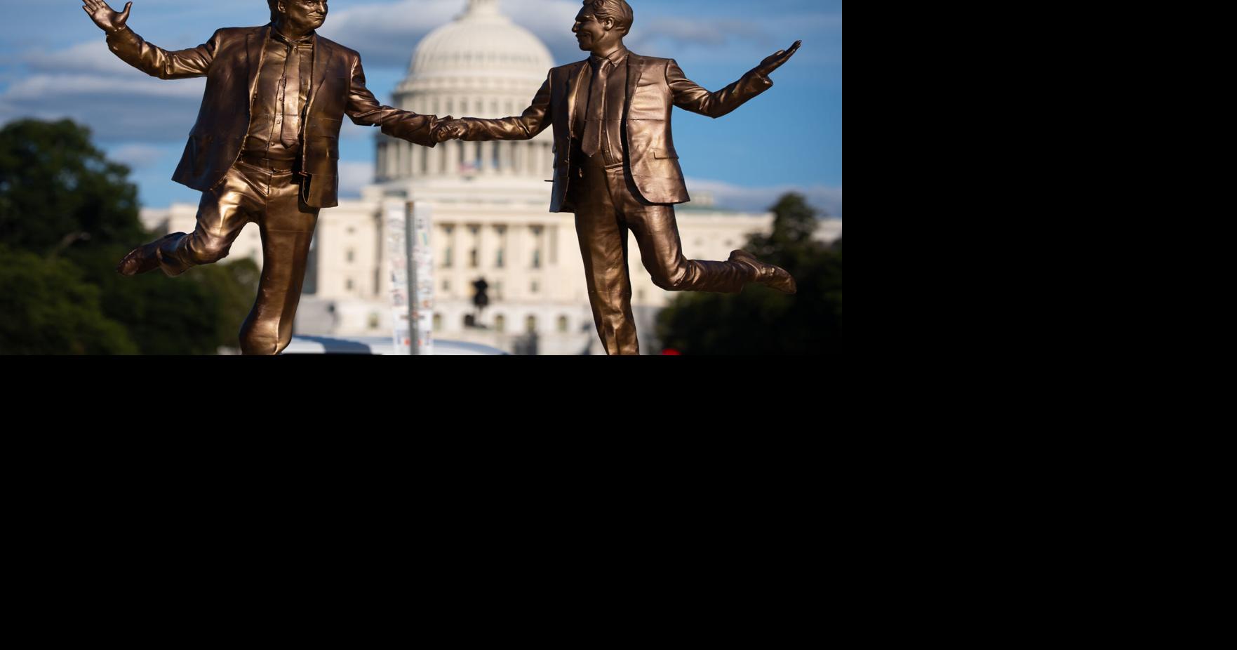 ‘Titanic’ statue of Trump and Epstein on the Mall draws praise, scorn ...