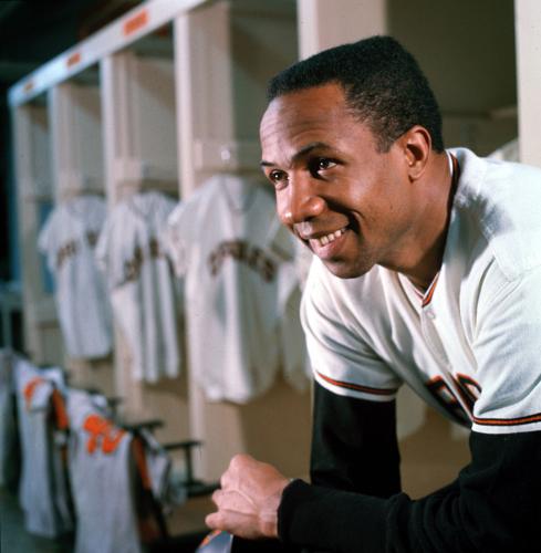 Outfielder Frank Robinson & family 1966 Vintage Press Photo Print -  Historic Images