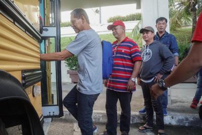 DHS bans entry of Filipino H-2 workers