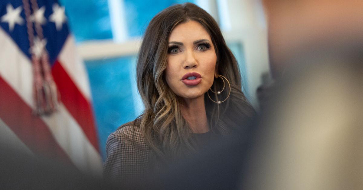 Trump suspends green-card lottery