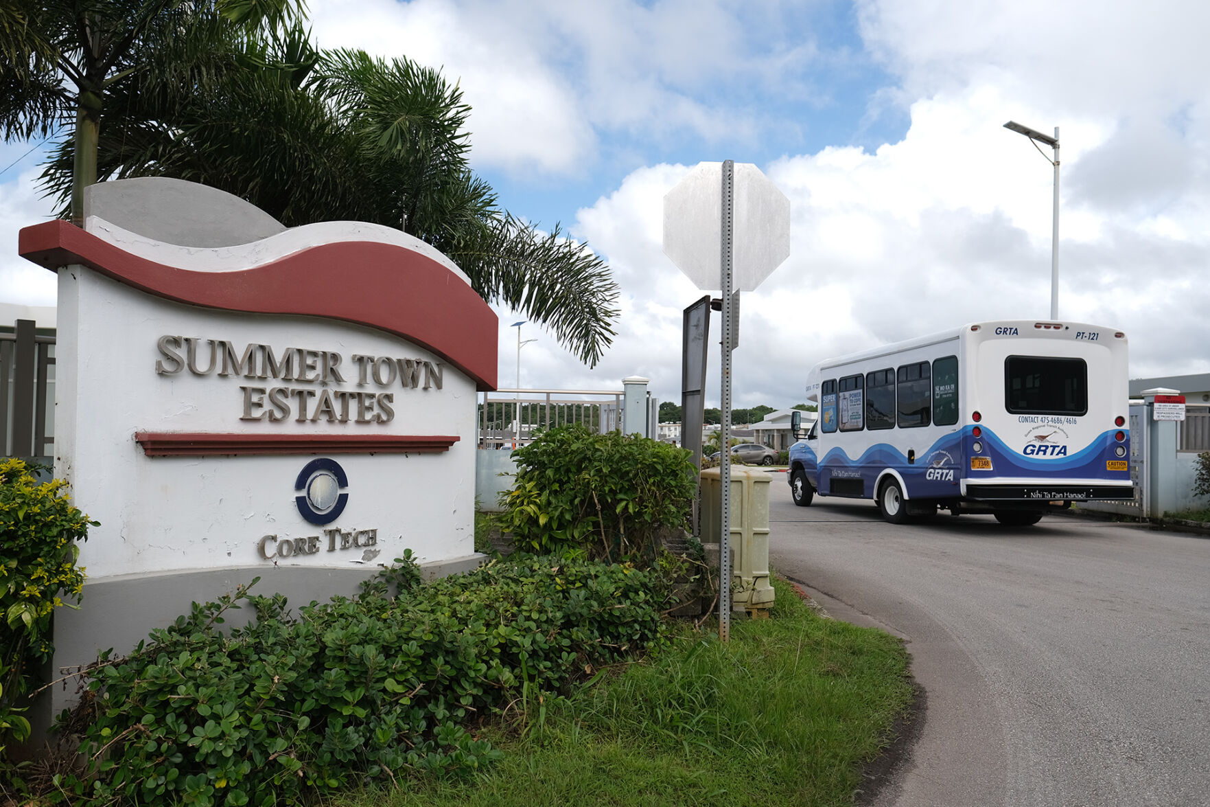 Guam⭐︎ 2018 BMW X4, Xdrive28I | 5UXXW3C58J0Z60642 | BidCars