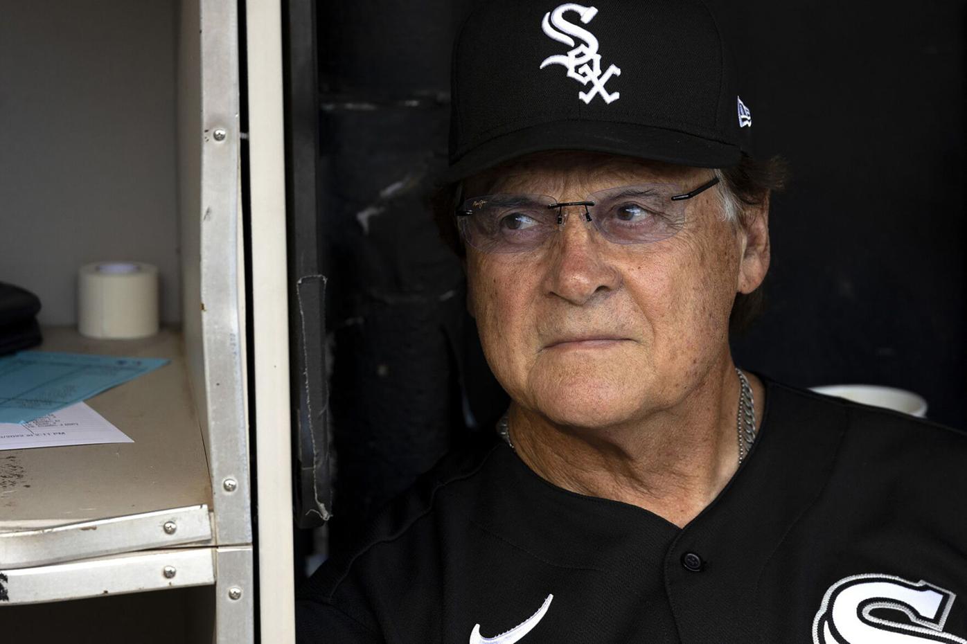 White Sox manager La Russa misses game, going for further medical testing