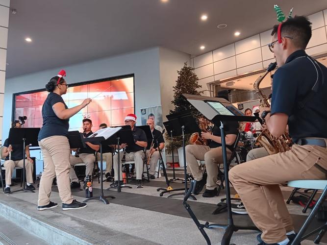 721st Army Band fills DFS with holiday melodies Guam News