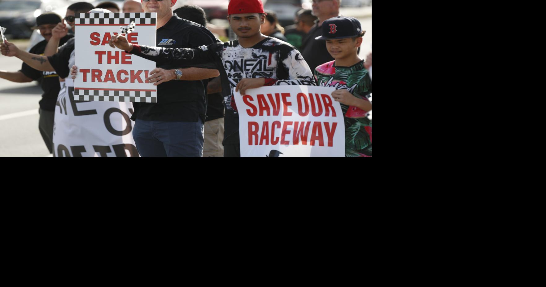 Supporters rally for raceway | Local News | postguam.com