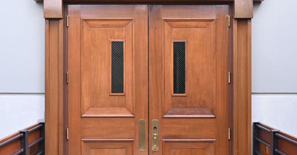 Cases with opposing government entities are set for oral arguments