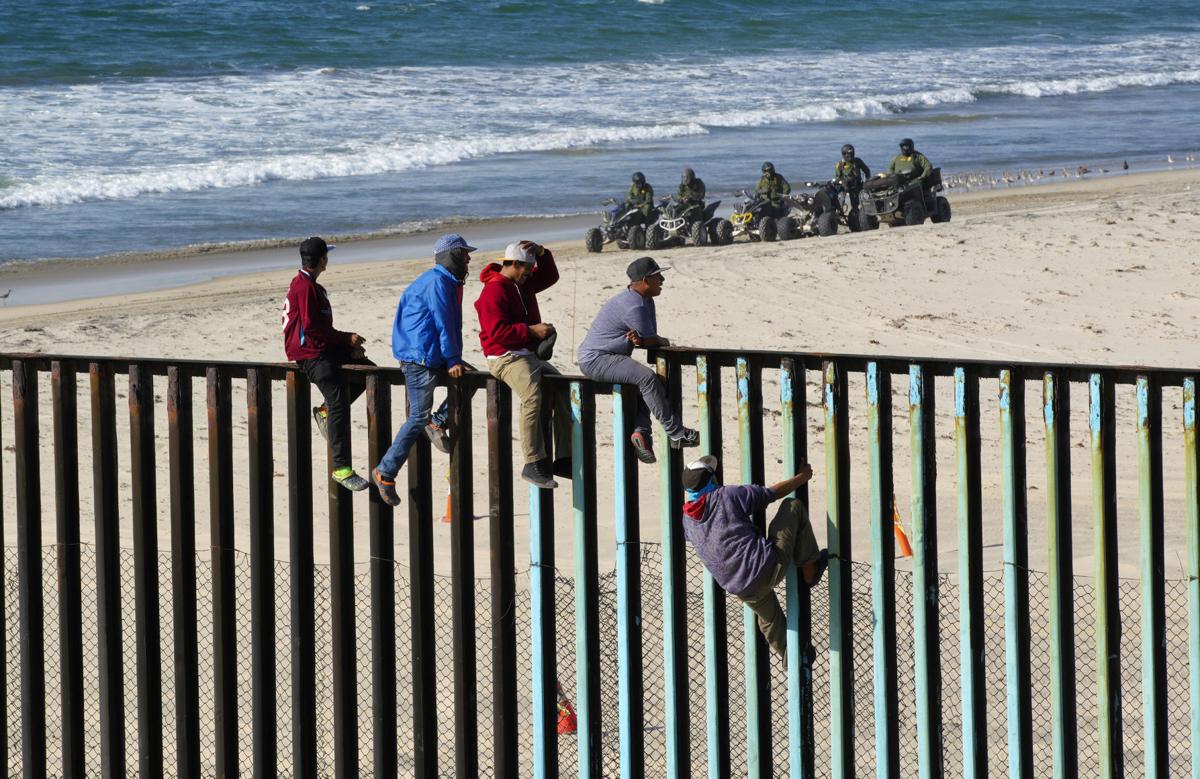 Illegal border crossings still at historic low | Nation | postguam.com