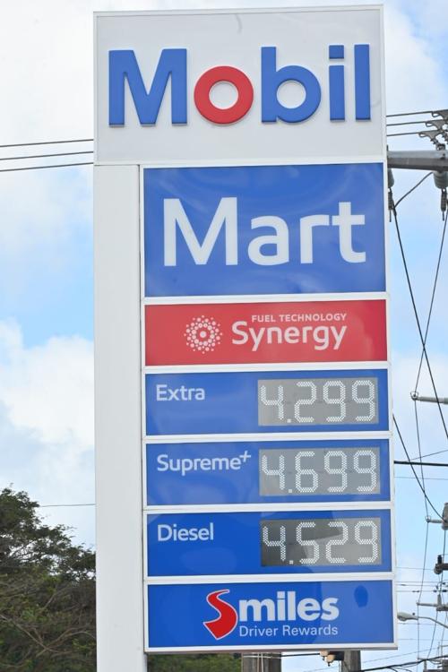 Cost of unleaded fuel jumps to $4.30 a gallon
