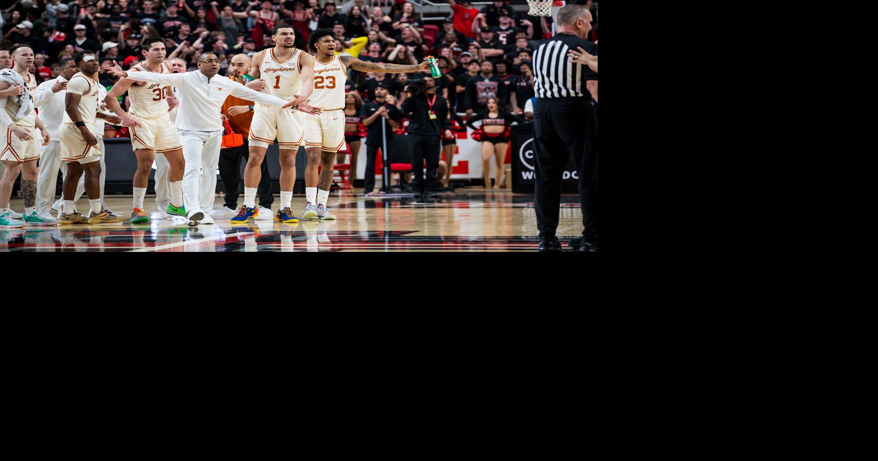 Texas Tech fans pelt court with water bottles National Sports