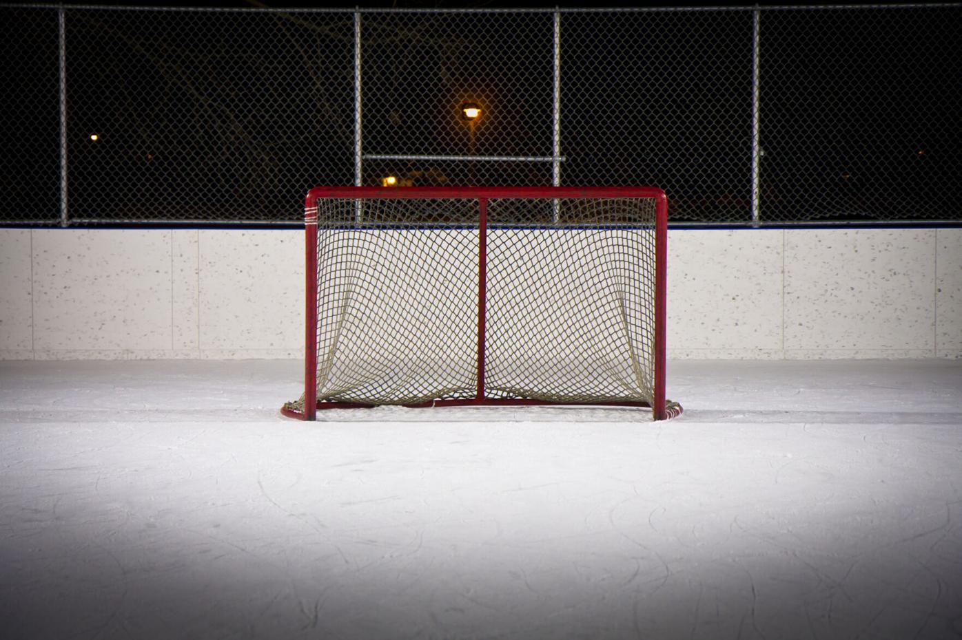 Young hockey player dies after being hit in head by puck