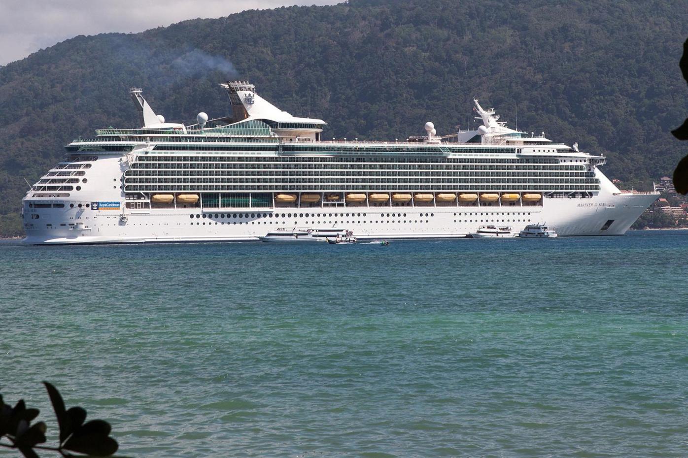 As bitcoin sinks, crypto bosses party on cruise | World Business |  postguam.com