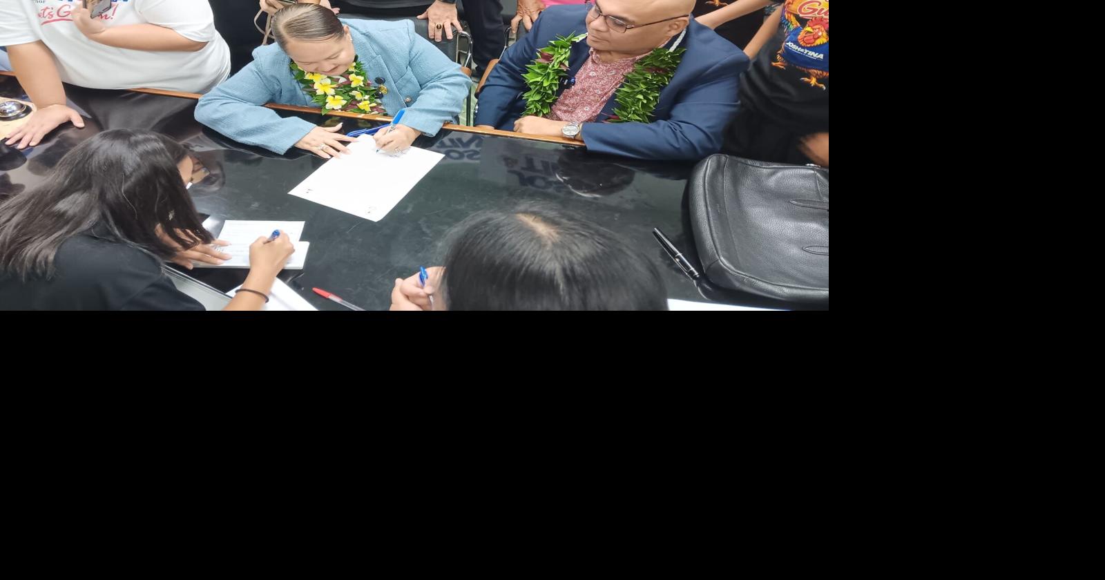 Two more Democratic gubernatorial teams officially file