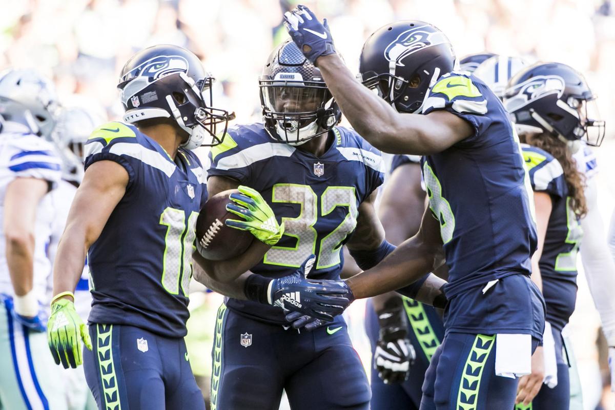 Seahawks Fume Over Malicious Play That Injured Chris Carson National Sports Postguam Com