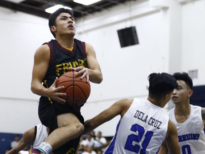 Warriors win battle for top spot (3).jpg
