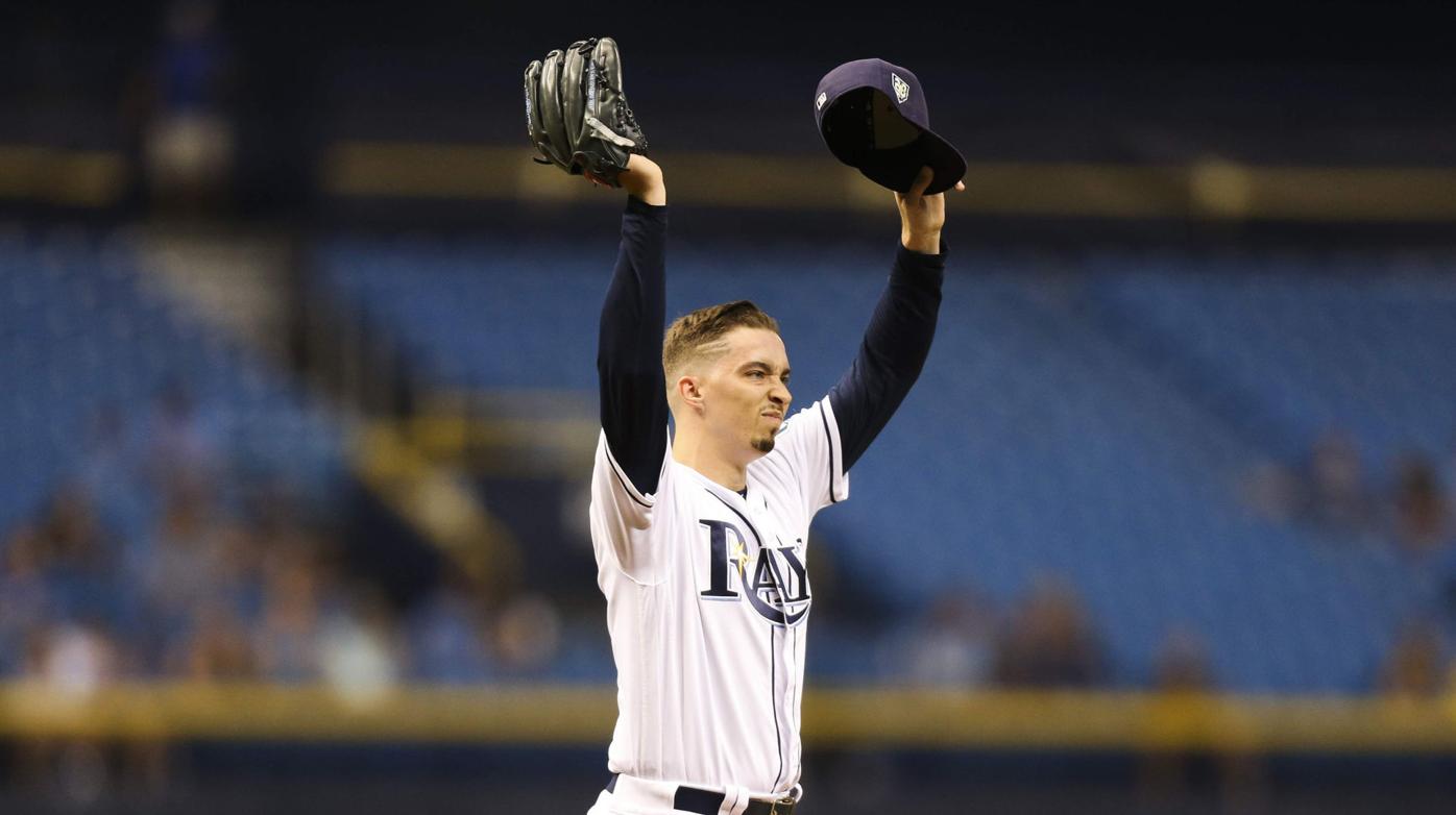 Talking-to by dad helps Rays' Snell reach potential