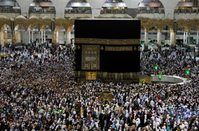 Muslim Pilgrims Pray In Mecca As Haj Winds Down Without Incident World Postguam Com