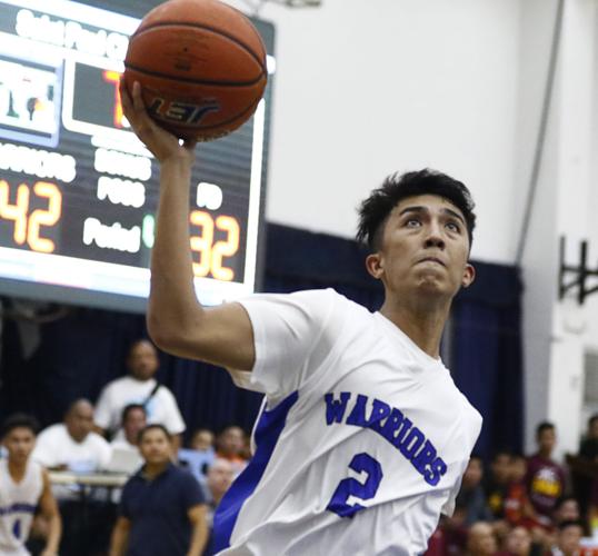 Warriors win battle for top spot (5).jpg