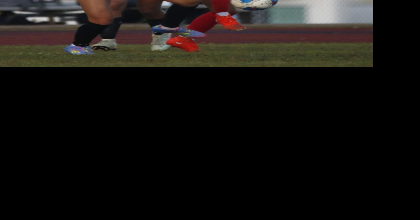 Knights' soccer stop Cougars, remain perfect