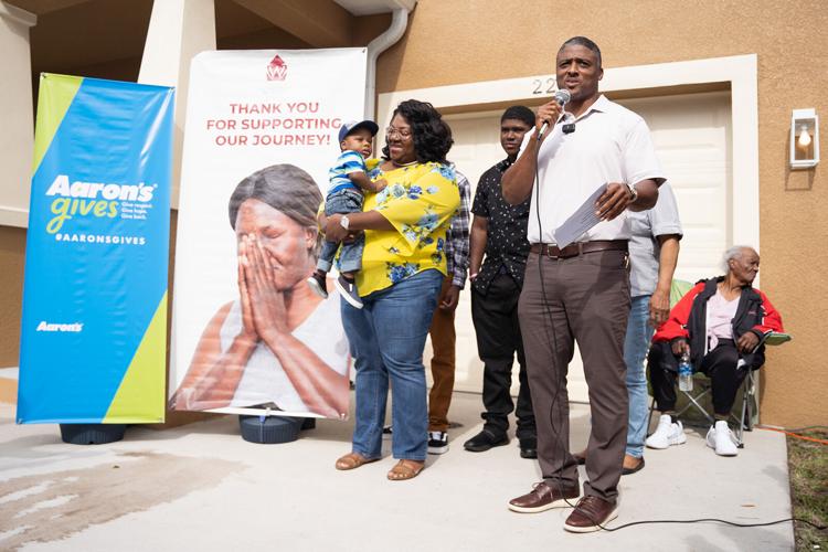 Warrick Dunn’s compassion now spans 25 years and counting