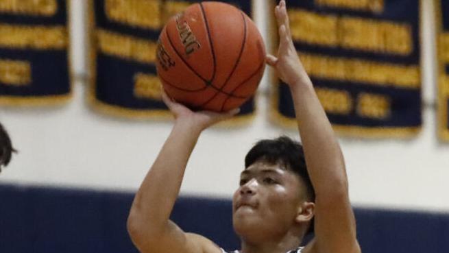 Panthers basketball grab first win in rebuilding year, Alcantara drops 22