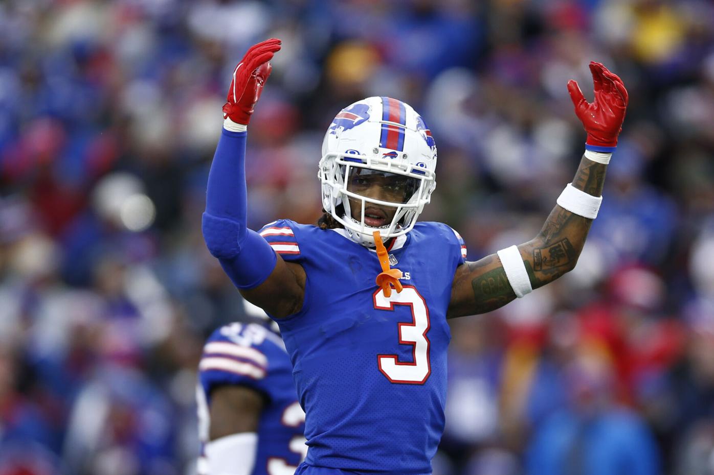 Damar Hamlin 'dipping his toe' in return to Bills facility 'almost