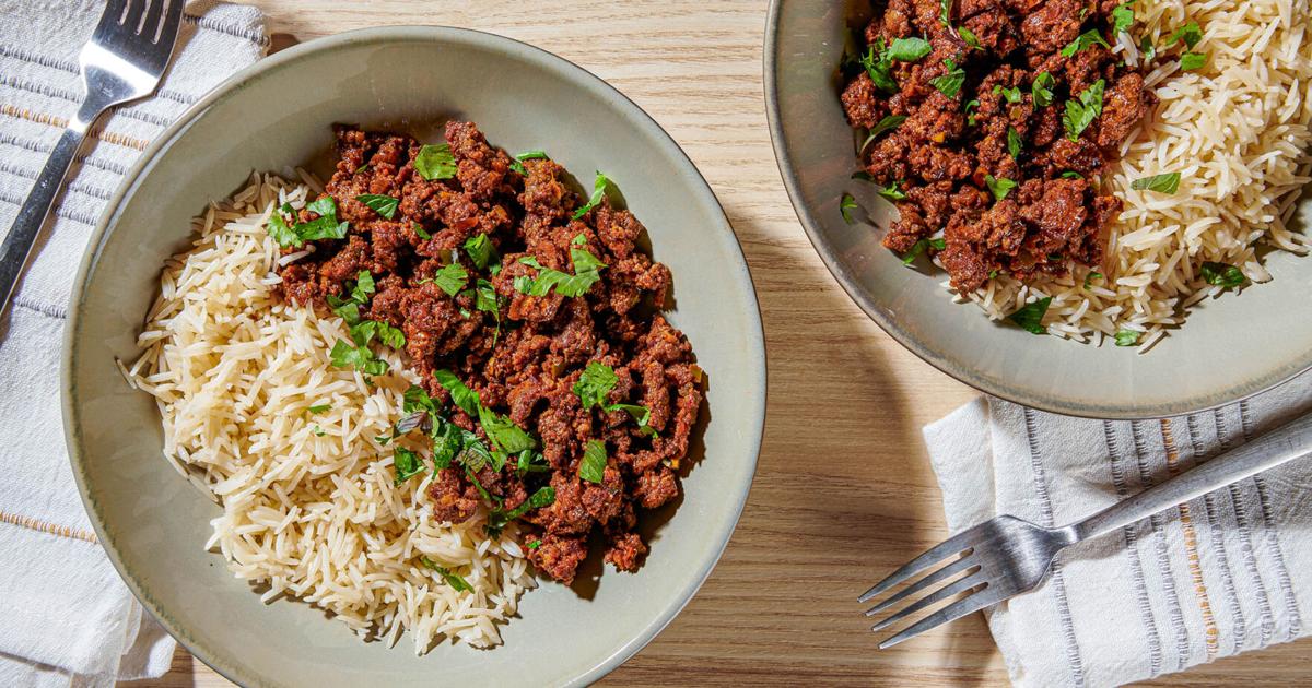 El lomo de cordero indio es una base deliciosa para una variedad de comidas alimento El lomo de cordero indio es una base deliciosa para una variedad de comidas alimento