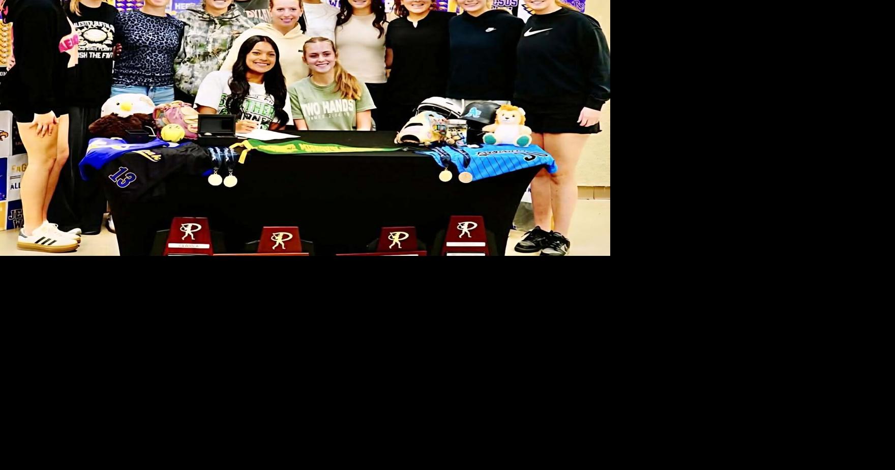 Red Oak's Tovar signs with Missouri Southern for softball