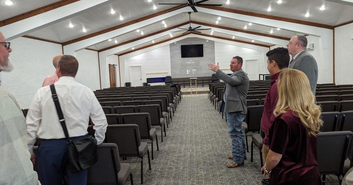 Rotary Club takes tour of Holt Funeral Home | News | poteaudailynews.com