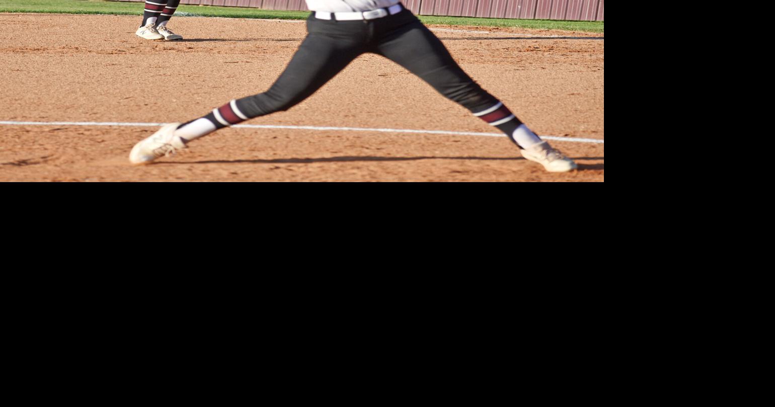 Pocola's Maxwell nohits SC in DH sweep; Wister homers thrice, more