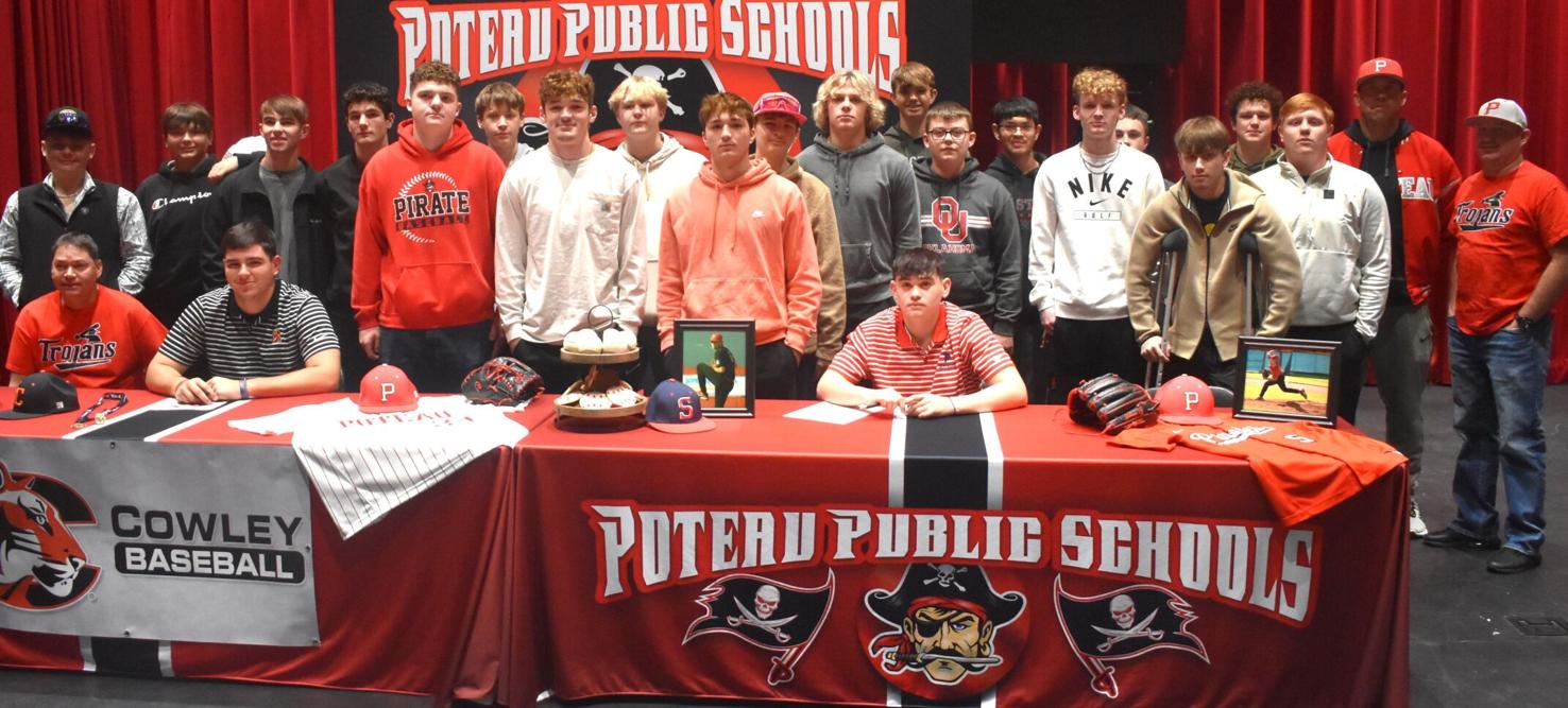 Poteau's Bell signs with Cowley, Sockey signs with Seminole for