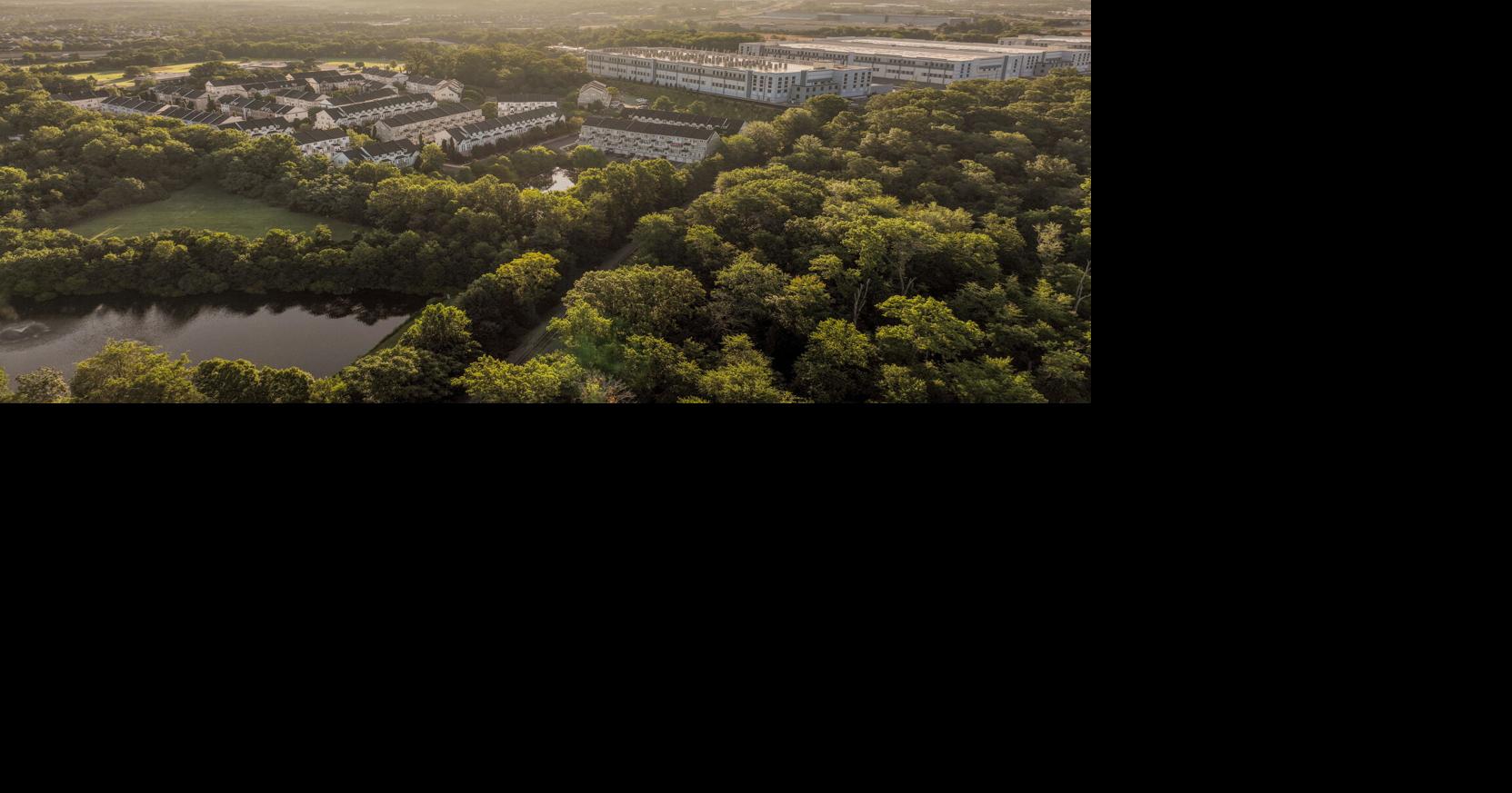 Photo_News_Data Center Series_aerial shot of Village Place data centers_DJI_0028.jpg